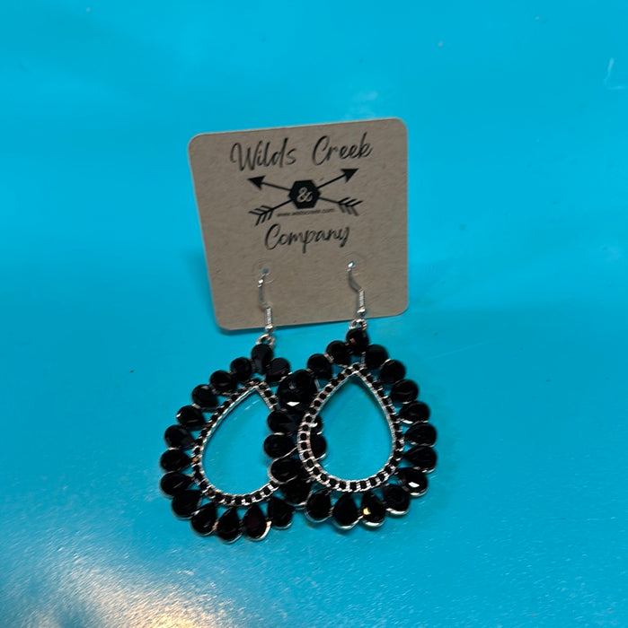 BLACK teardrop earring