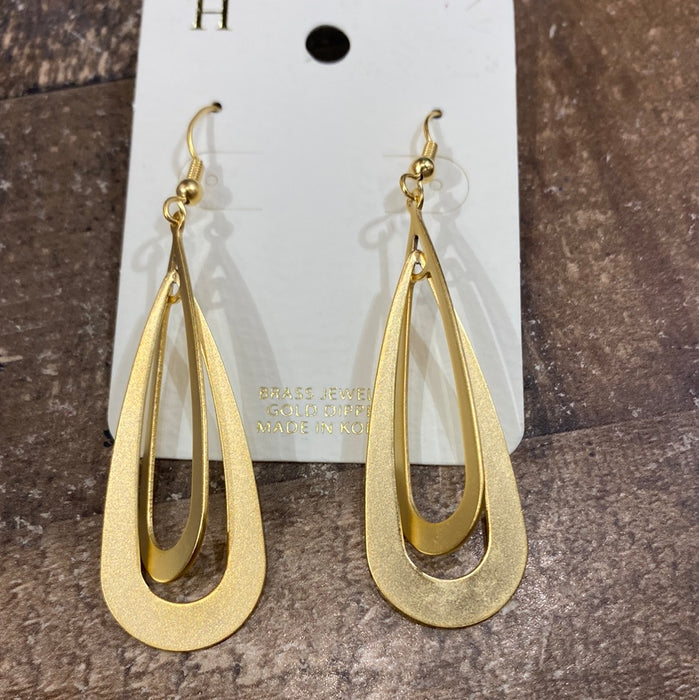 DOUBLE TEARDROP MATTE GOLD EARRING